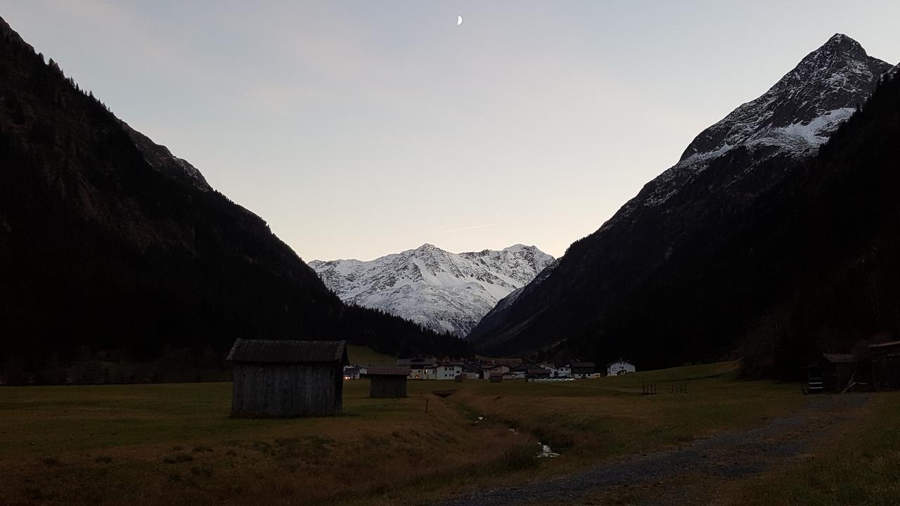 Apartamento Haus Bergheimat Sankt Leonhard im Pitztal Exterior foto